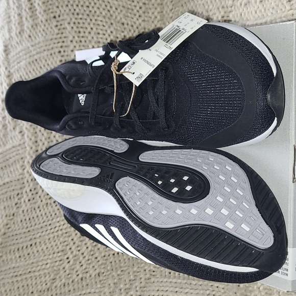 Brand New Mens Supernova shoes - Picture 3 of 4